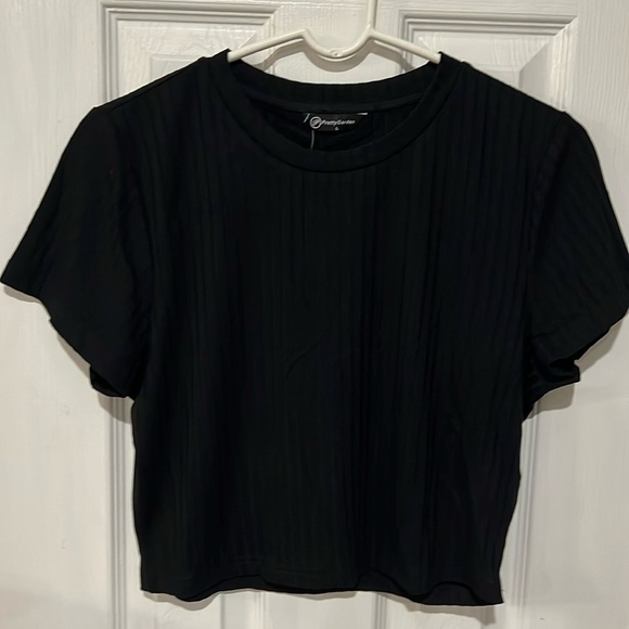 Women’s pretty garden crop top - Picture 1 of 4